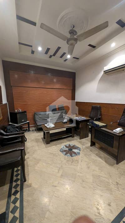 13 MARLA HOUSE FOR RENT COMMERCIAL PURPOSE MADINA TOWN NEAR SUSAN ROAD