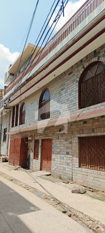 قائدِ اعظم کالونی راولپنڈی میں 7 کمروں کا 7 مرلہ مکان 1.35 کروڑ میں برائے فروخت۔
