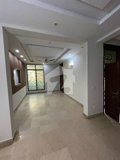 E-11 corner House uxury designing house for rent