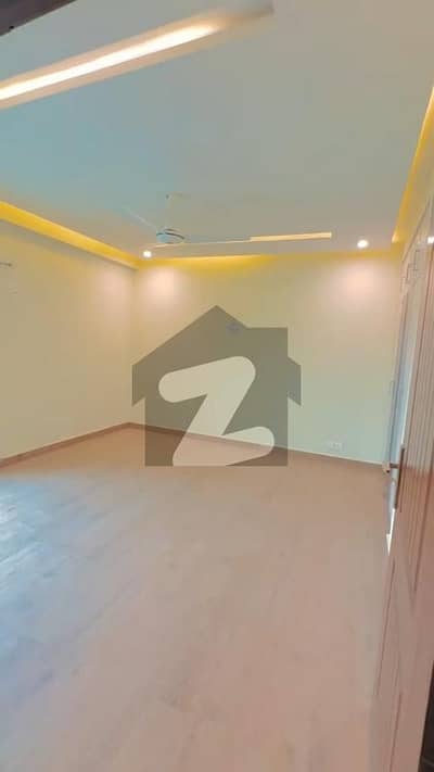 3 Bed Room Apartment in Askari 11 Lahore 3 Bed Room Apartment in Askari 11 Lahore