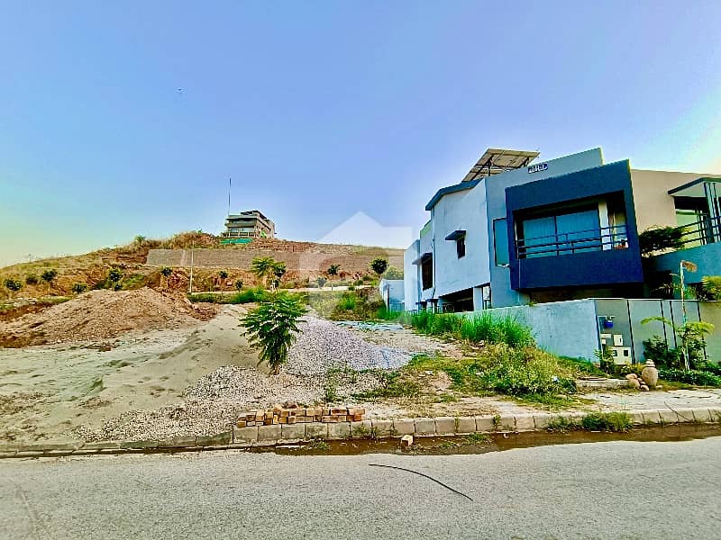 ڈی ایچ اے ڈیفینس فیز 4 ڈی ایچ اے ڈیفینس,اسلام آباد میں 1 کنال رہائشی پلاٹ 2.5 کروڑ میں برائے فروخت۔ ڈی ایچ اے ڈیفینس فیز 4 ڈی ایچ اے ڈیفینس,اسلام آباد میں 1 کنال رہائشی پلاٹ 2.5 کروڑ میں برائے فروخت۔