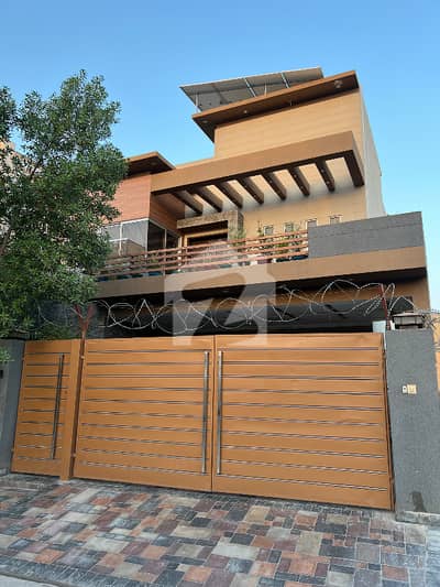 14 Marla Owner Build Punjab Small Industry Near Phase 5 House For Sale 14 Marla Owner Build Punjab Small Industry Near Phase 5 House For Sale