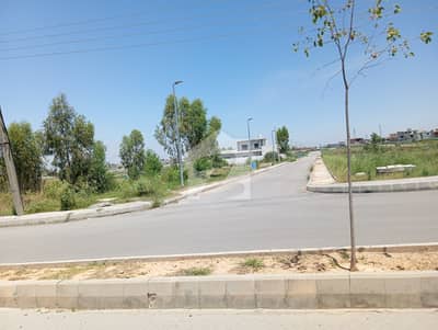 ڈی ایچ اے فیز 5 - سیکٹر ڈی ڈی ایچ اے ڈیفینس فیز 5,ڈی ایچ اے ڈیفینس,اسلام آباد میں 1 کنال رہائشی پلاٹ 3.75 کروڑ میں برائے فروخت۔ ڈی ایچ اے فیز 5 - سیکٹر ڈی ڈی ایچ اے ڈیفینس فیز 5,ڈی ایچ اے ڈیفینس,اسلام آباد میں 1 کنال رہائشی پلاٹ 3.75 کروڑ میں برائے فروخت۔