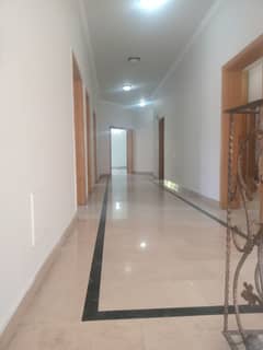 E-11 Out Class Location 1 Kanal Upper Portion For Rent