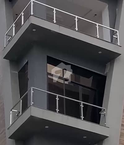 1 Bed With TV Lounge Corner Apartment Green Facing Beautiful View