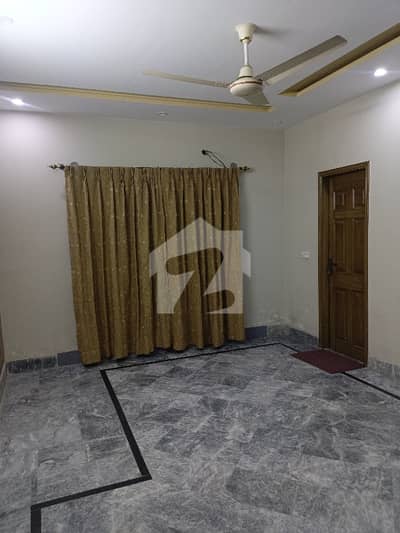 10 Marla Lower Portion Available For Rent In Architect Society
