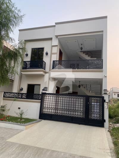 5 Marla Double Unit House For Rent