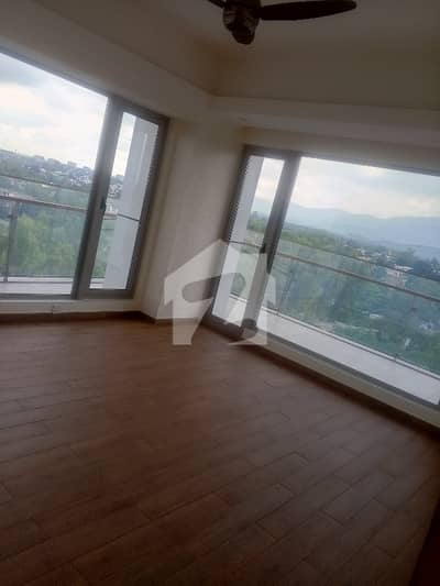 Elegant 4bed Room Unfurnished Apartment Available For Rent In The Heart Of Islamabad F-10