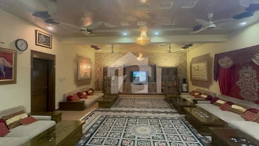 G 13 House 50x90 Triple Storey Triple units with maintained Lush Green Lawn Huge parking