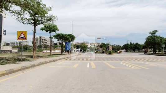 7 Marla Plot Near AQ Khan School