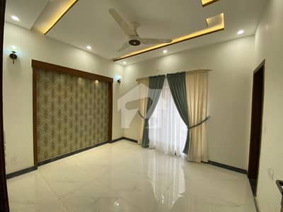 10 Marla Upper Portion Available For Rent / Couple/ Female Bechler