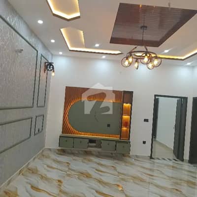 پیراگون سٹی لاہور میں 5 کمروں کا 10 مرلہ مکان 4.25 کروڑ میں برائے فروخت۔ پیراگون سٹی لاہور میں 5 کمروں کا 10 مرلہ مکان 4.25 کروڑ میں برائے فروخت۔