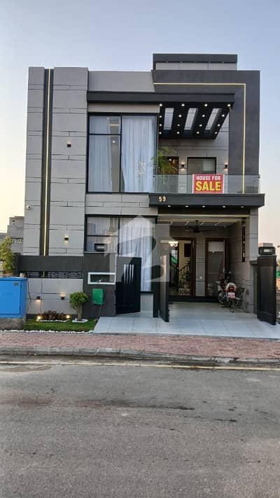 5 Marla Residential House For Sale In Nishtar EXT Block , Nearby Commercial Market, School and Health Care Canter