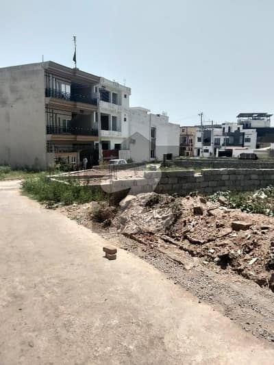 کالٹکس روڈ راولپنڈی میں 3 کمروں کا 3 مرلہ مکان 1.3 کروڑ میں برائے فروخت۔