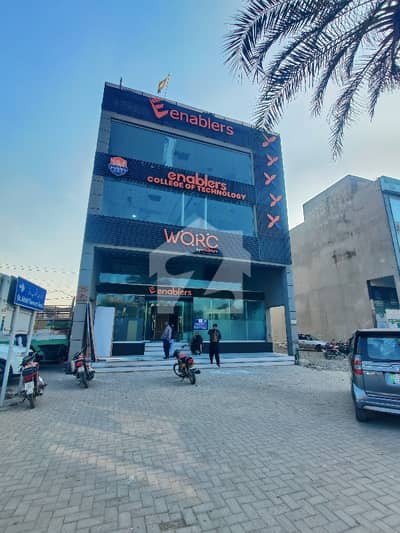 ڈی ایچ اے فیز 3 - بلاک ڈبل ایکس فیز 3,ڈیفنس (ڈی ایچ اے),لاہور میں 8 مرلہ عمارت 12.0 لاکھ میں کرایہ پر دستیاب ہے۔
