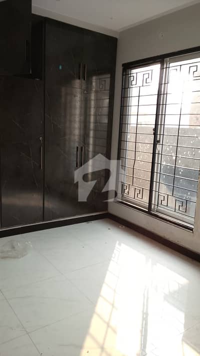 For Rent New 5 Marla Lower Portion