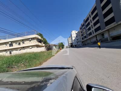 سوان گارڈن اسلام آباد میں 4 مرلہ کمرشل پلاٹ 68.0 لاکھ میں برائے فروخت۔