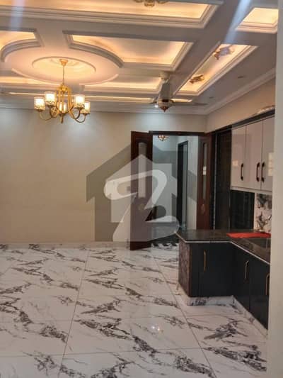 A Beautiful House Available For Rent