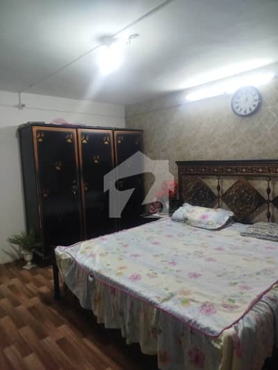 نارتھ ناظم آباد کراچی میں 6 کمروں کا 10 مرلہ مکان 5.35 کروڑ میں برائے فروخت۔