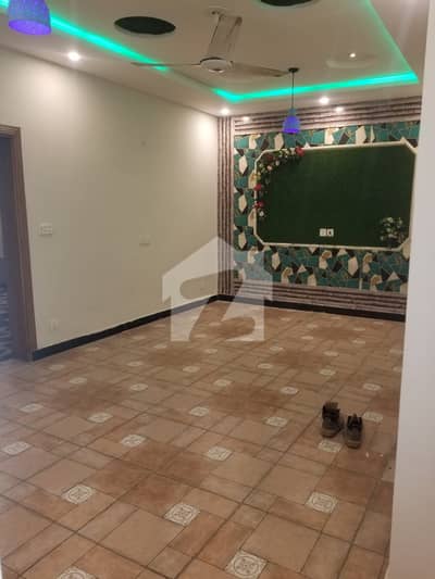 بنی گالہ اسلام آباد میں 4 کمروں کا 8 مرلہ مکان 1.05 لاکھ میں کرایہ پر دستیاب ہے۔ بنی گالہ اسلام آباد میں 4 کمروں کا 8 مرلہ مکان 1.05 لاکھ میں کرایہ پر دستیاب ہے۔