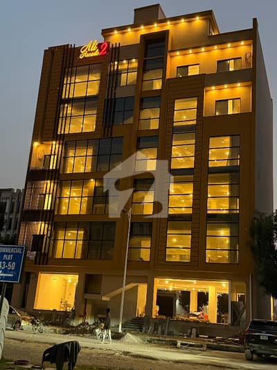 بحریہ پیراڈائز بحریہ ٹاؤن راولپنڈی,راولپنڈی میں 10 مرلہ عمارت 18.0 لاکھ میں کرایہ پر دستیاب ہے۔