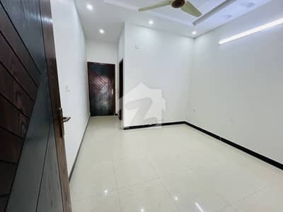 B17 Block C1 5 Marla house Available for sale 4th to Fmc Central Park B17 Block C1 5 Marla house Available for sale 4th to Fmc Central Park