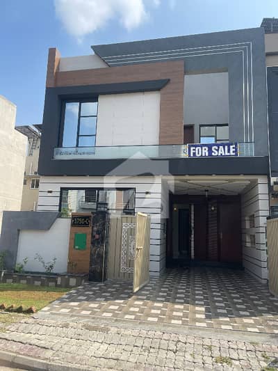 5 Marla Brand New House for Sale in C Block | Prime Location | Ready to Move