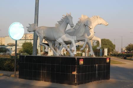 آئی ای پی انجینئرز ٹاؤن لاہور میں 1 کنال رہائشی پلاٹ 3.5 کروڑ میں برائے فروخت۔