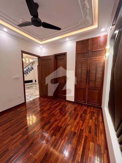 3 Years Installments Plan 5 Marla Brand New House For Sale In Park View City