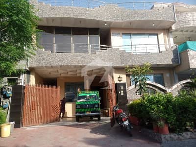 آئی ۔ 8 اسلام آباد میں 3 کمروں کا 12 مرلہ زیریں پورشن 1.5 لاکھ میں کرایہ پر دستیاب ہے۔