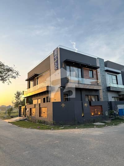Out Class Stylish Luxury Bungalow For sale In DHA Phase 6