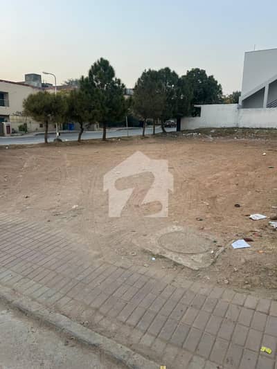 Avail Yourself A Great 1 Kanal Residential Plot In Bahria Town Phase 6