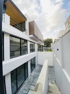 F-8 Brand New House Architecture Designed House For Sale