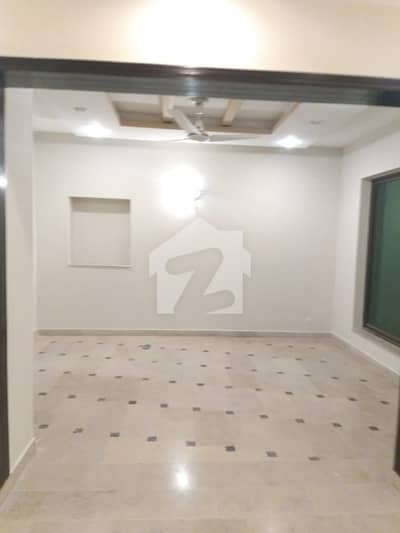 F-11 Very Beautiful Three Bed Portion For Rent