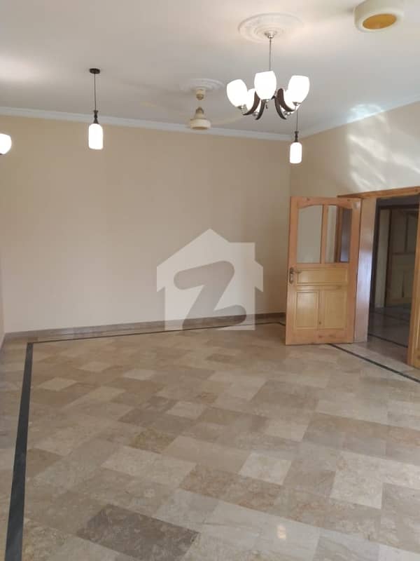 G-10 Three Bed Upper Portion For Rent G-10 Three Bed Upper Portion For Rent
