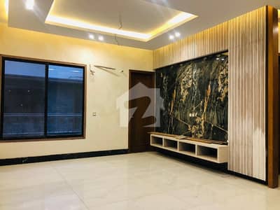 Well Maintained Town House Available For Rent Ground+1 With Servant Quarter Corner Bungalow For Rent At Bahadurabad