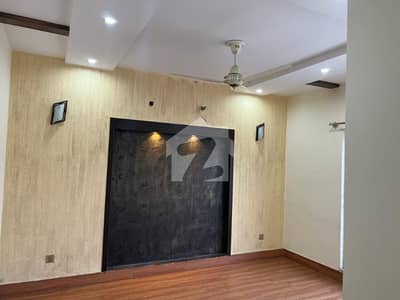 Portion For Rent Central Block Near Park