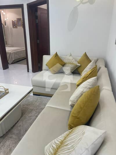 2 Bed Apartment Ready For Possession Adjacent To Lake City