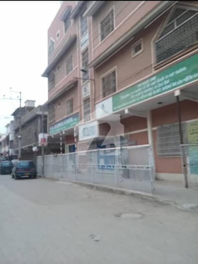 فیڈرل بی ایریا کراچی میں 10 مرلہ عمارت 10.5 کروڑ میں برائے فروخت۔