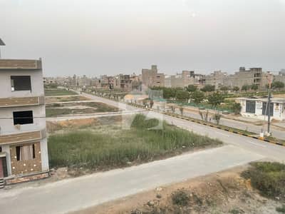 Prime Location Residential Plot In Sector 31 - Punjabi Saudagar City Phase 2 Sized 120 Square Yards Is Available