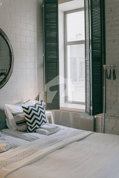 Luxury 1-Bed Serviced Apartments | Record Breaking Rental Returns 15% Grunted