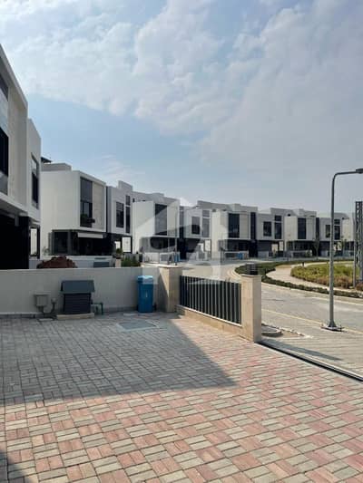 Half Kanal Park Facing Extra Land Plot Qaurterly Payment Plan Half Kanal Park Facing Extra Land Plot Qaurterly Payment Plan