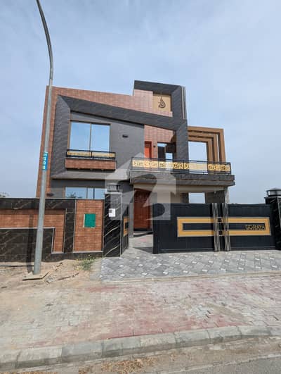 10 Marla Brand New House For Rent