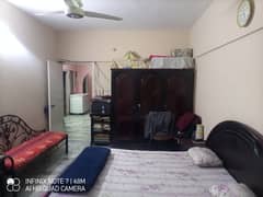 FLAT AVAILIBLE FOR RENT IN GULISTAN E JOHAR BLOCK 19 PAK AVENUE VIP LOCATION 2BED LOUNGE WITH ROOF