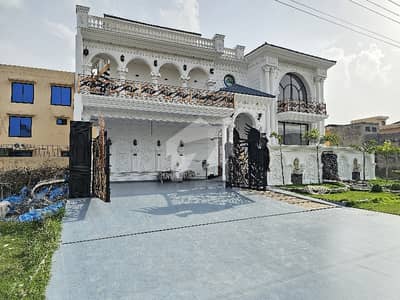 ایل ڈی اے ایوینیو لاہور میں 3 کمروں کا 1 کنال بالائی پورشن 85.0 ہزار میں کرایہ پر دستیاب ہے۔ ایل ڈی اے ایوینیو لاہور میں 3 کمروں کا 1 کنال بالائی پورشن 85.0 ہزار میں کرایہ پر دستیاب ہے۔