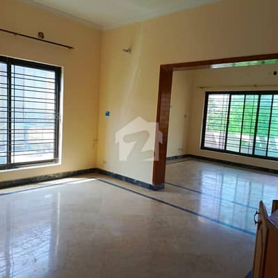 Beautiful House For Rent In F-11