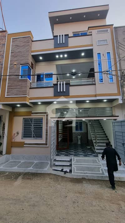 120 Square Yard Bungalow Available In Saadi Garden