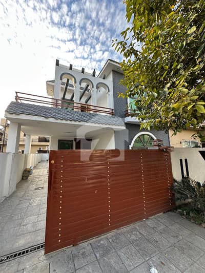 Sale - 10 Marla Double Unit House In Bahria Town Phase 4