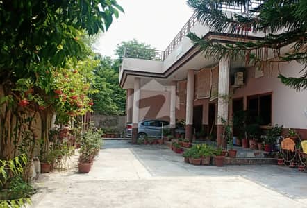 "Urgent Sale" 1 Kanal House at an Affordable Price.
