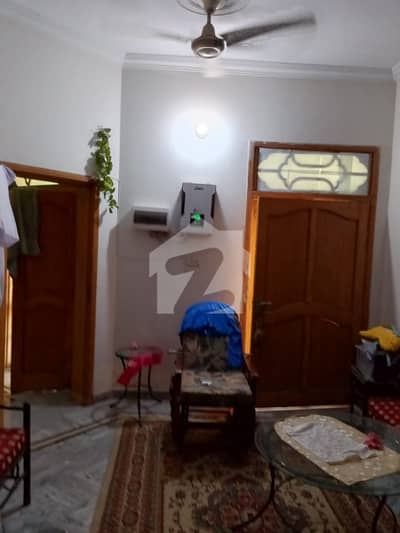فیصل کالونی راولپنڈی میں 4 کمروں کا 6 مرلہ مکان 1.7 کروڑ میں برائے فروخت۔
